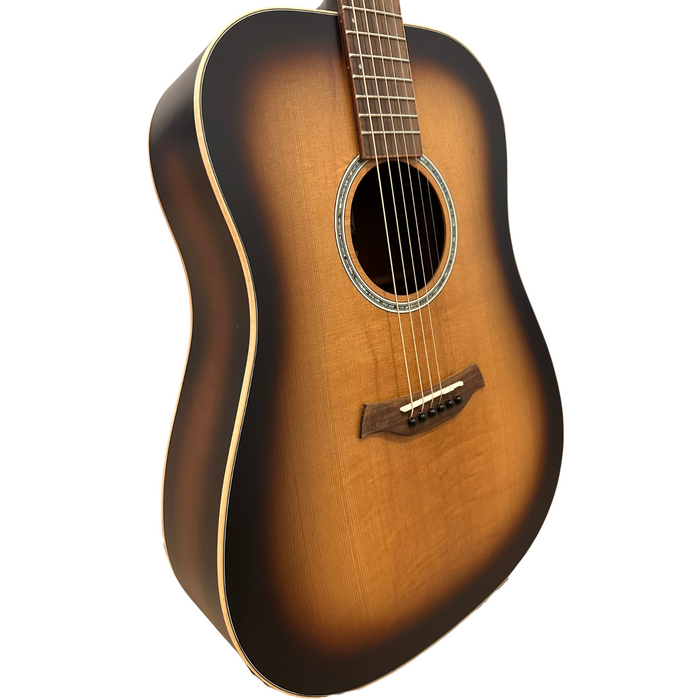 Baton Rouge TLA/D Custom Dreadnought-Akustikgitarre aus massiver Fichte 3791